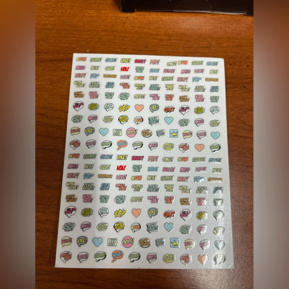Glow in the dark nail sets & nail stickers